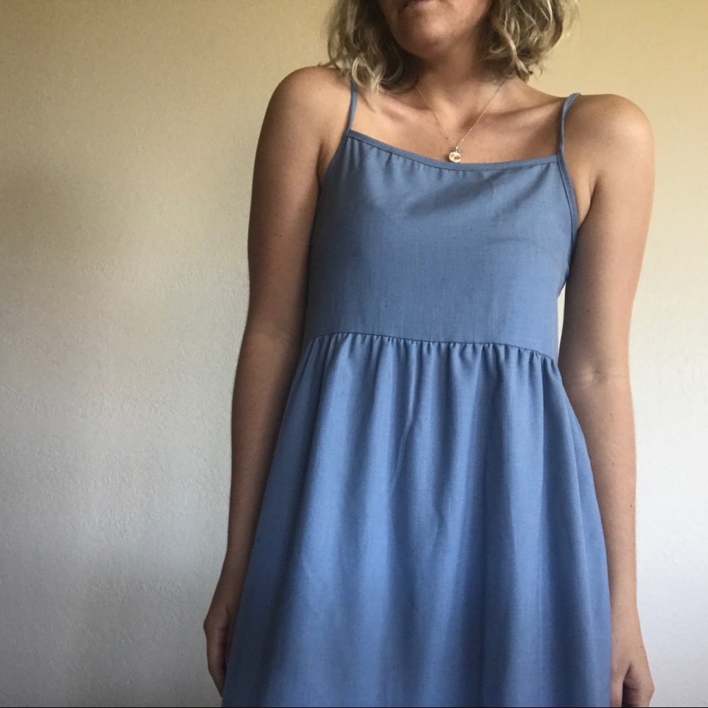 UO Remnants Tiered Linen Midi Dress